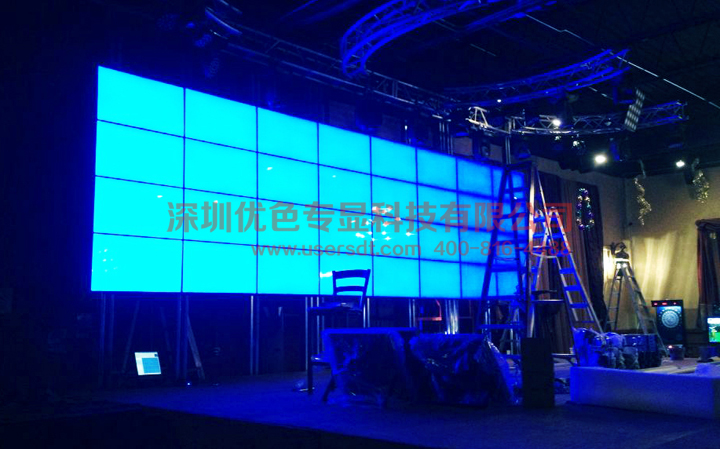 什么是弧形液晶拼接屏?