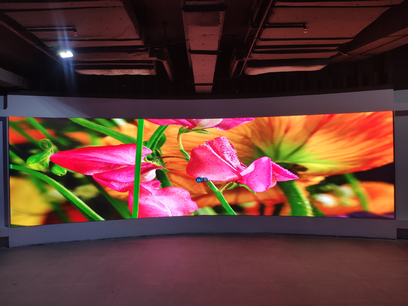 液晶拼接屏+LED顯示屏+DLP拼接屏是市場(chǎng)上3大主流大屏拼接系統(tǒng)