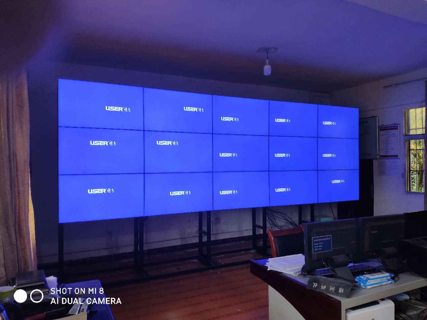 55英寸液晶拼接屏的長度和寬度尺寸是多少?