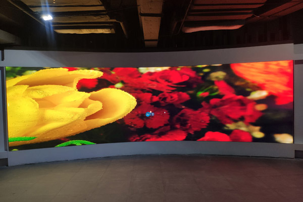 戶外LED顯示屏有什么優勢?